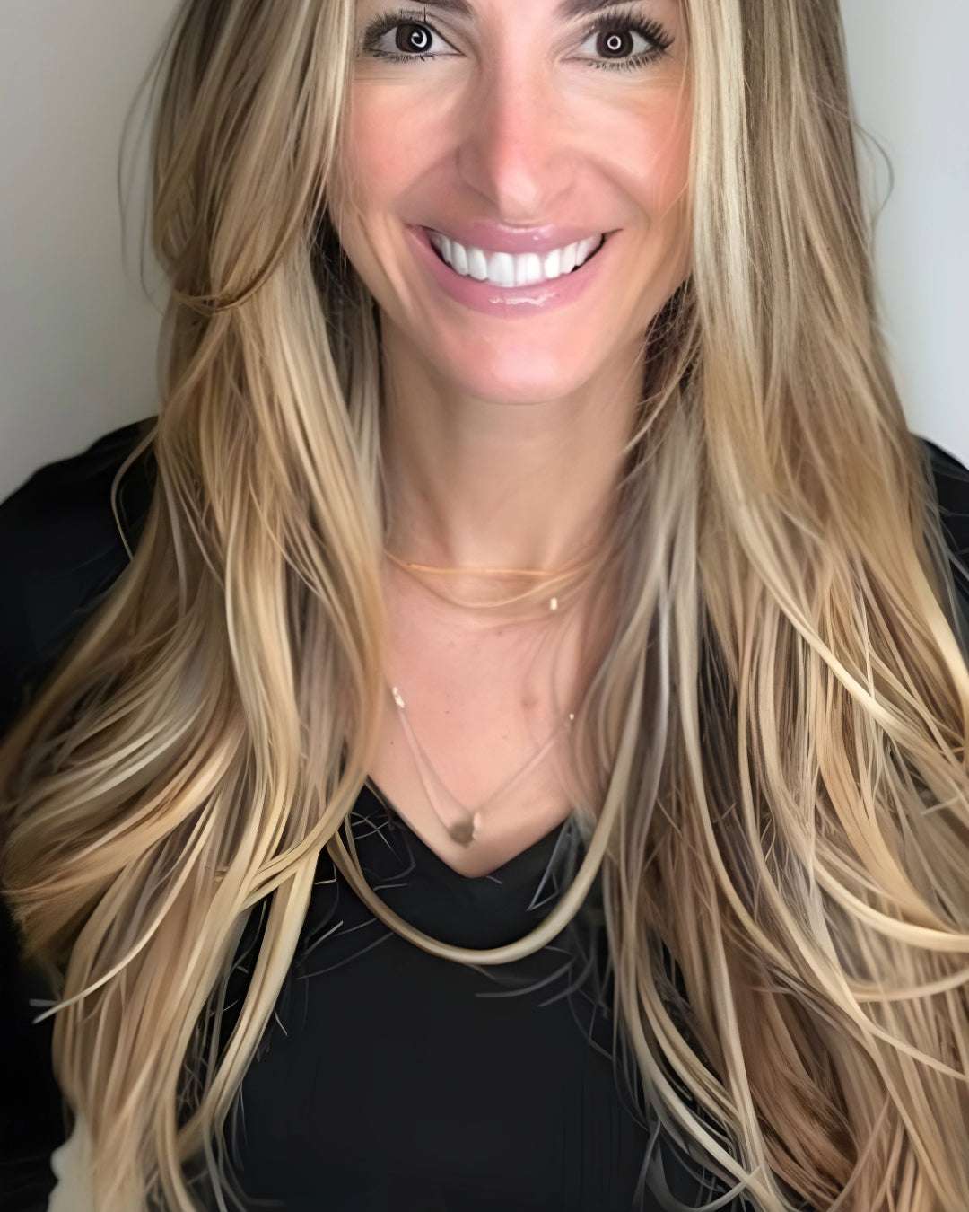 Gold_Blonde_Straight_1_-_Older_9fab1728-6238-4369-b5af-2080b1613f4c.jpg